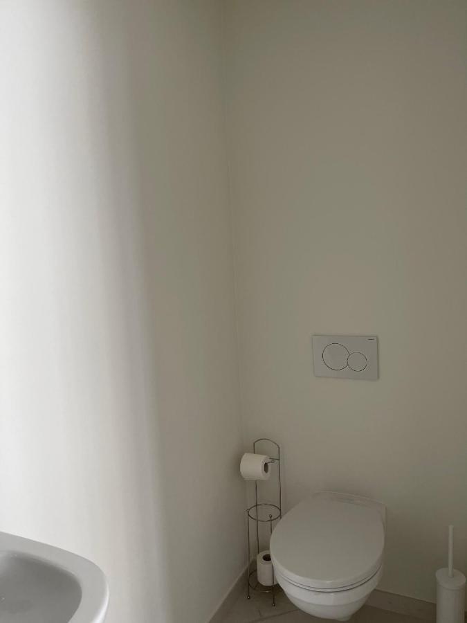 Mooie Kamer In Centrum Brugge Met Badkamer Exterior photo