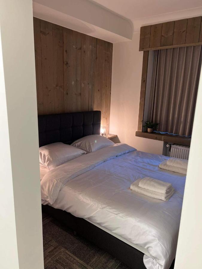 Mooie Kamer In Centrum Brugge Met Badkamer Exterior photo